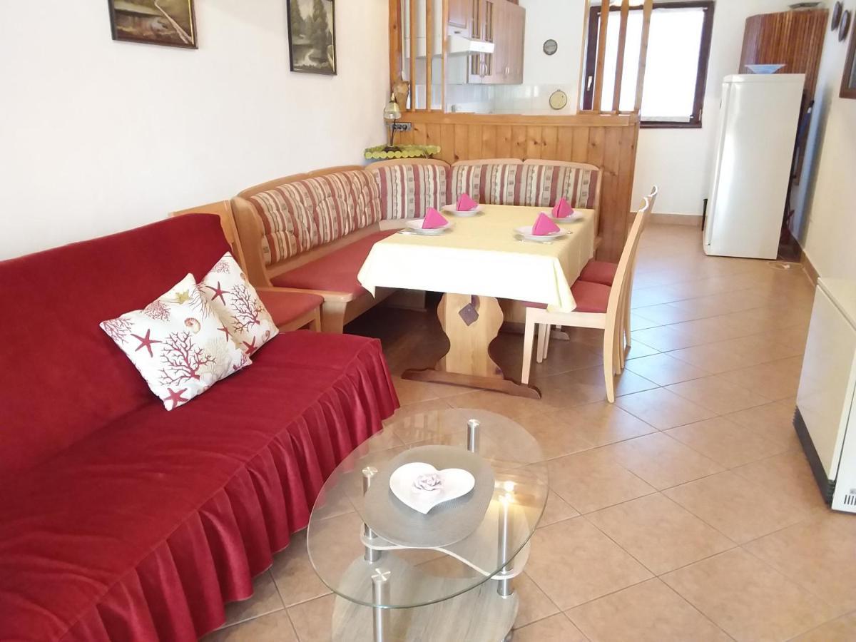 Apartman Tomo Pula Exterior foto