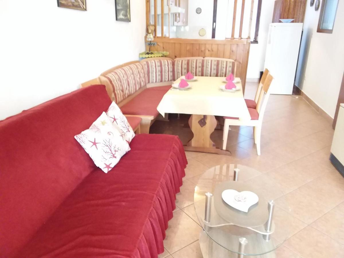 Apartman Tomo Pula Exterior foto